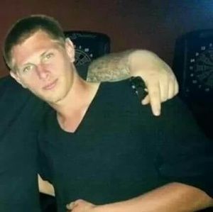 Meet your Posher, Logan